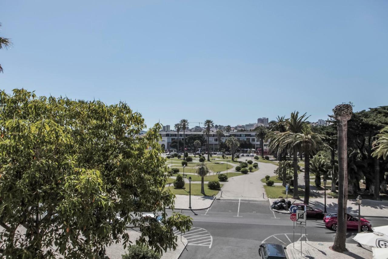 Rent4Rest Estoril Beachfront Apartments Exterior photo